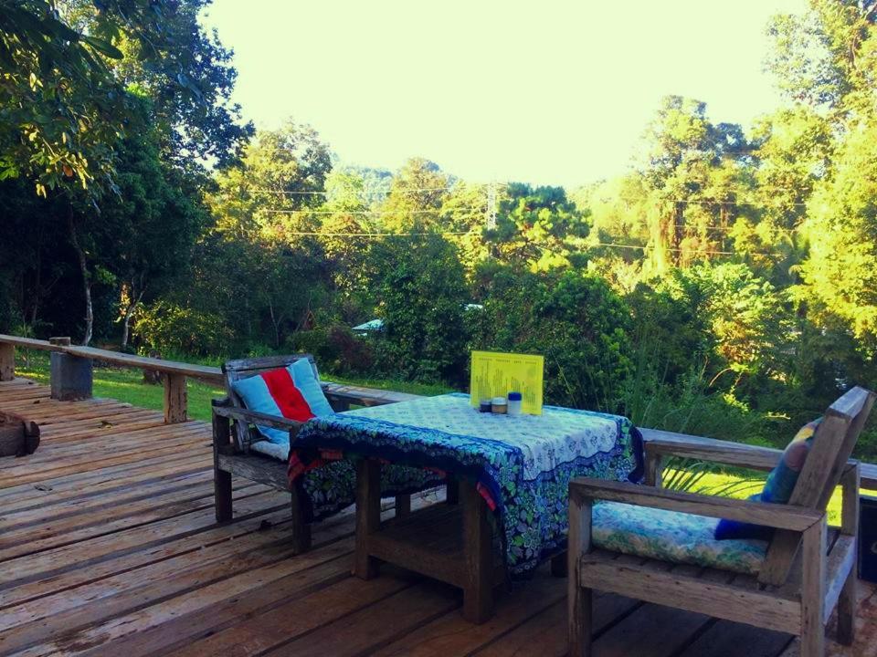 Jungle Guest House Mae Hong Son Exterior foto
